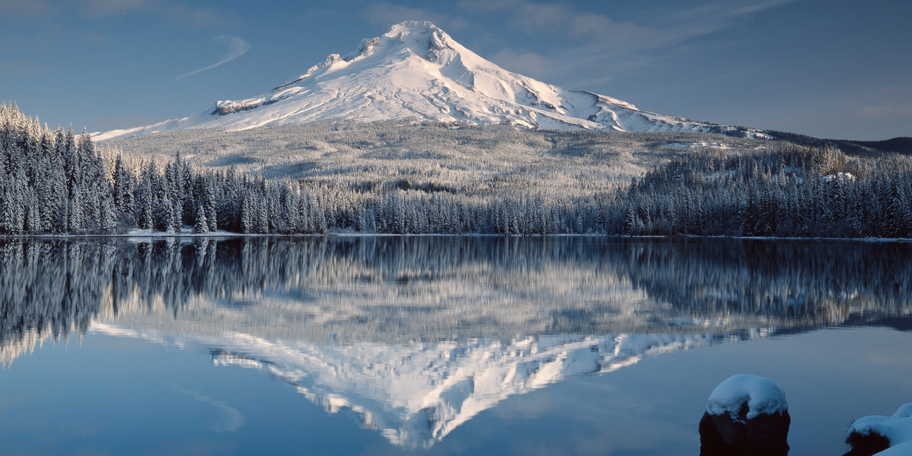 M. Hood's perpetually snowy peak with eleven glaciers - Mount Hood | Secret World Trip Planner