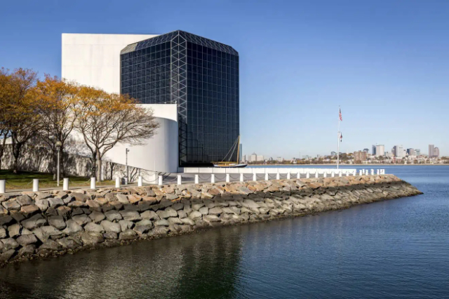 约翰*肯尼迪总统图书馆和博物馆 - Boston | Secret World Trip Planner