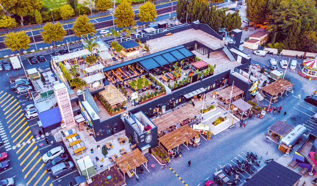 Lez marknad - Montpellier | Secret World Trip Planner