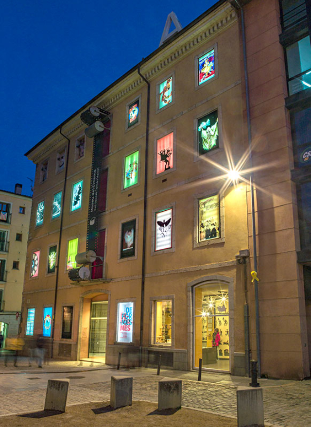 Museo del Cinema - Un viaggio attraverso la magia delle immagini in movimento - Girona | Secret World Trip Planner