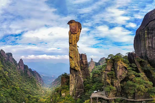 Monte Sanqing, Cina: Un viaggio nel cuore del misticismo taoista - Shangrao | Secret World Trip Planner