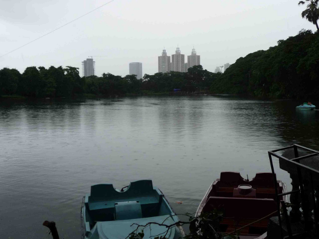 Lac Chhota Kashmir - Mumbai | Secret World Trip Planner