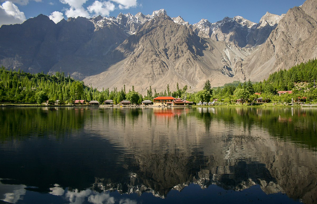 卡丘拉湖 - Skardu | Secret World Trip Planner