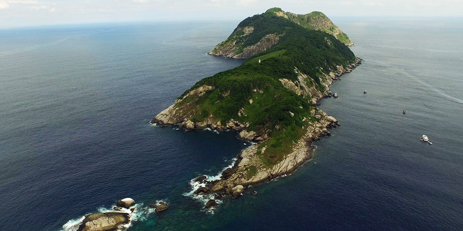 Snake Island - Ilha da Queimada Grande
