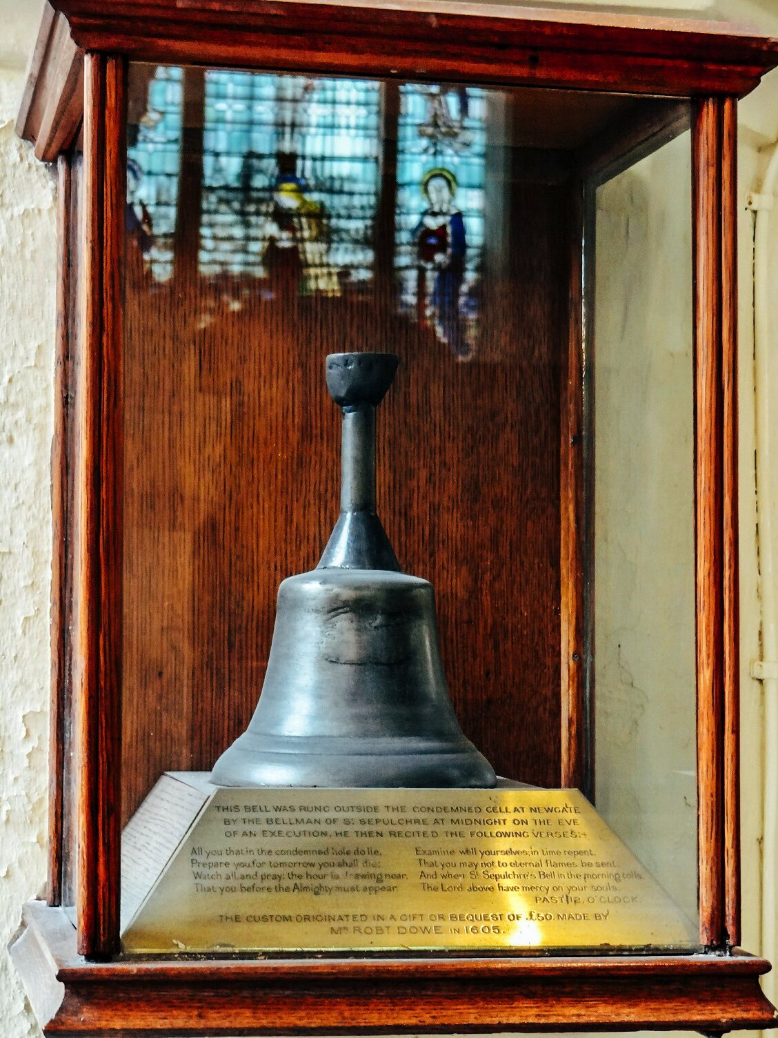 As Campás de Santo Sepulcro, sen -Newgate - Londra | Secret World Trip Planner