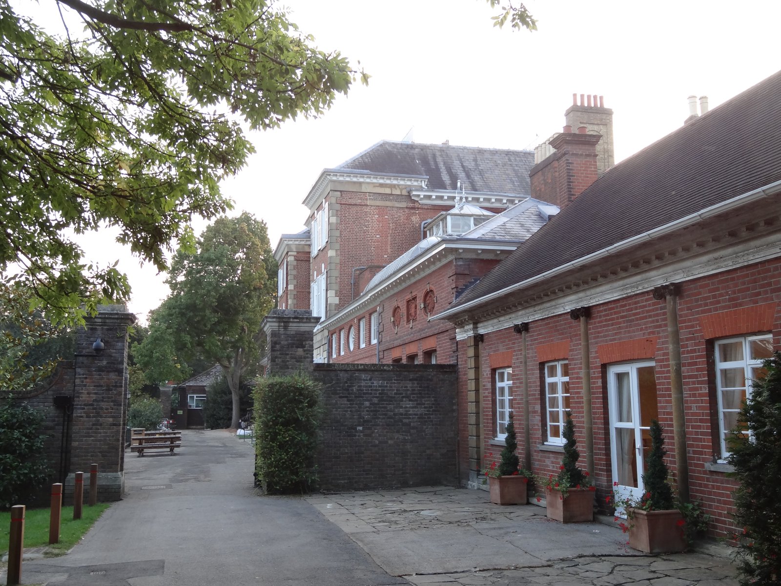 Обнаженная Натура В Йорк-Хаусе - Twickenham | Secret World Trip Planner