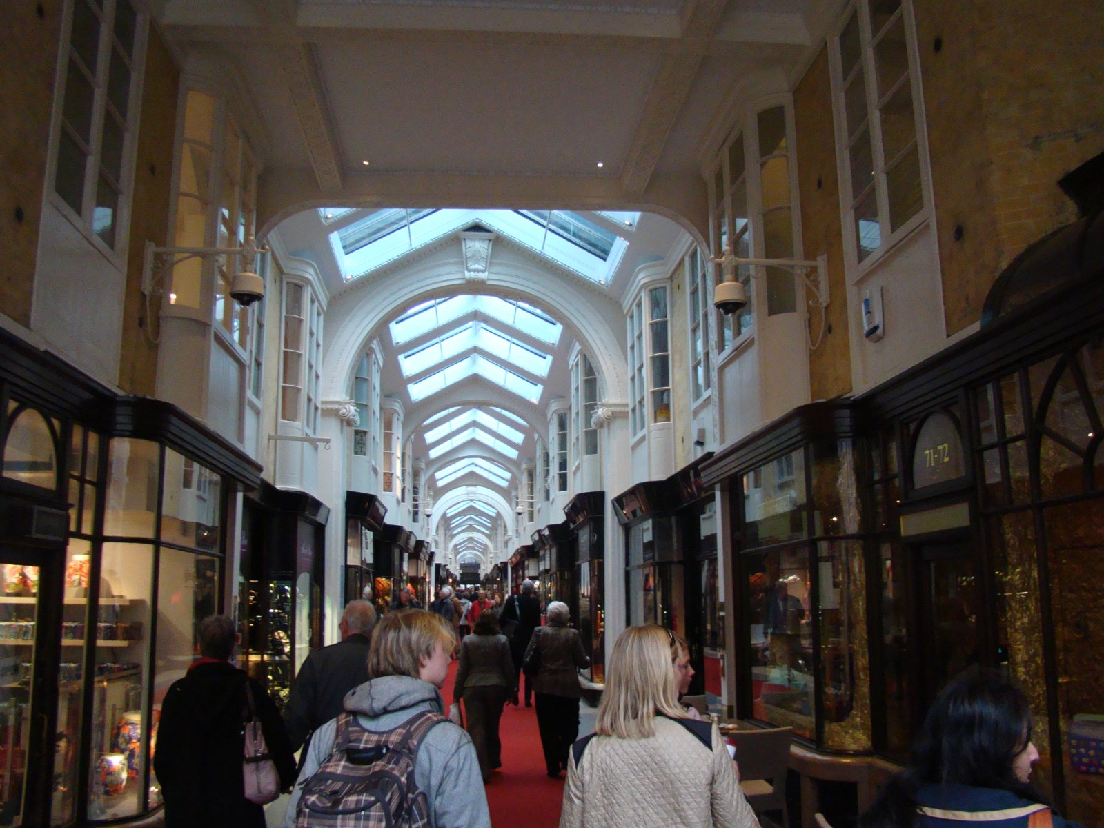 A deluxe Burlington Arcade Londonban - Londra | Secret World Trip Planner