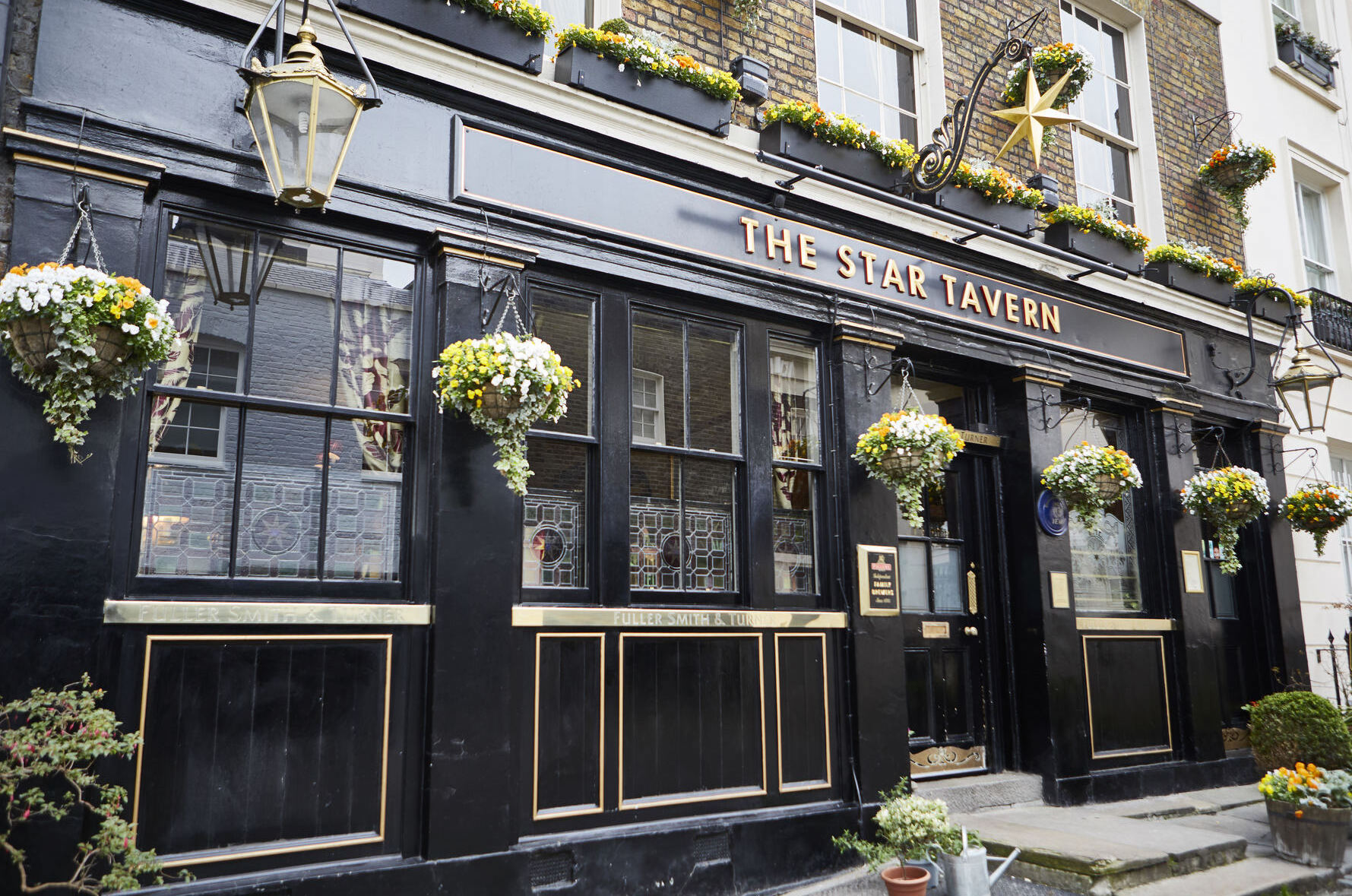 London: The Star Tavern - Londra | Secret World Trip Planner
