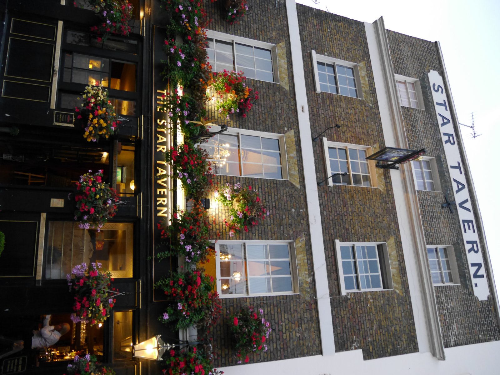 London: The Star Tavern - Londra | Secret World Trip Planner