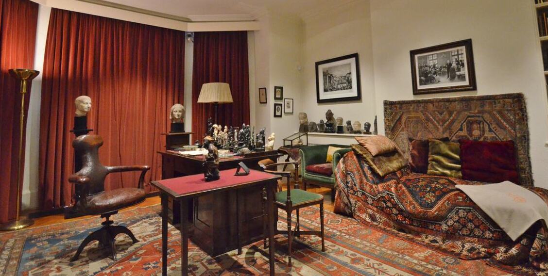 A Freud Múzeum Londonban - Londra | Secret World Trip Planner