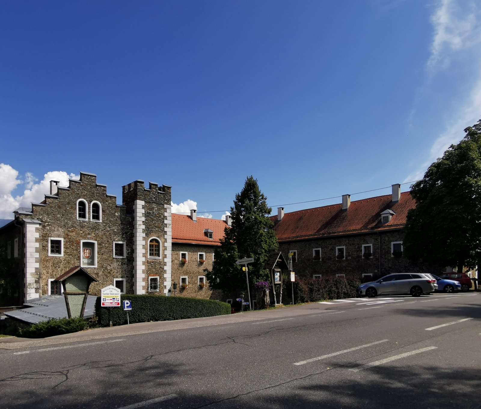 Château d'Ortenburg - Baldramsdorf | Secret World Trip Planner