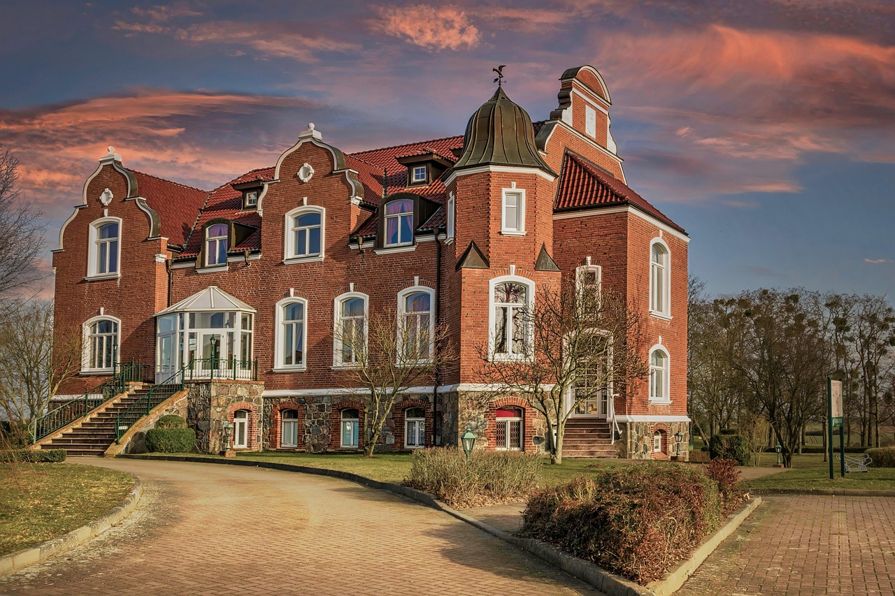 Замъкът Естерхази - Eisenstadt | Secret World Trip Planner