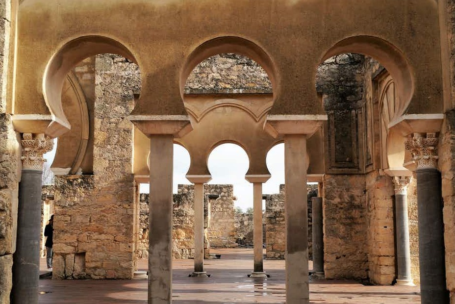 Медзіна Азахара ўражлівыя руіны Кардову - Córdoba | Secret World Trip Planner