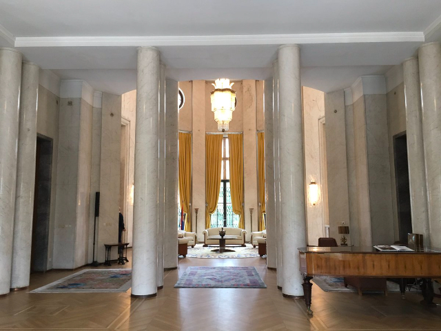 Art Deco-pragt og diplomati: Den franske ambassade i Beograd - Beograd | Secret World Trip Planner
