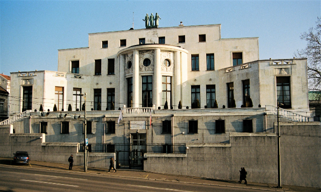 Art Deco-pragt og diplomati: Den franske ambassade i Beograd - Beograd | Secret World Trip Planner