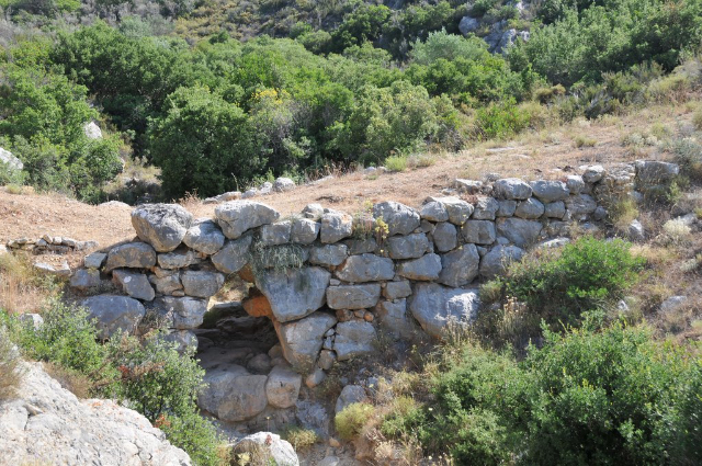 Ponte Arkadiko, il più antico ponte ad arco sopravvissuto in Europa - Arkadiko | Secret World Trip Planner