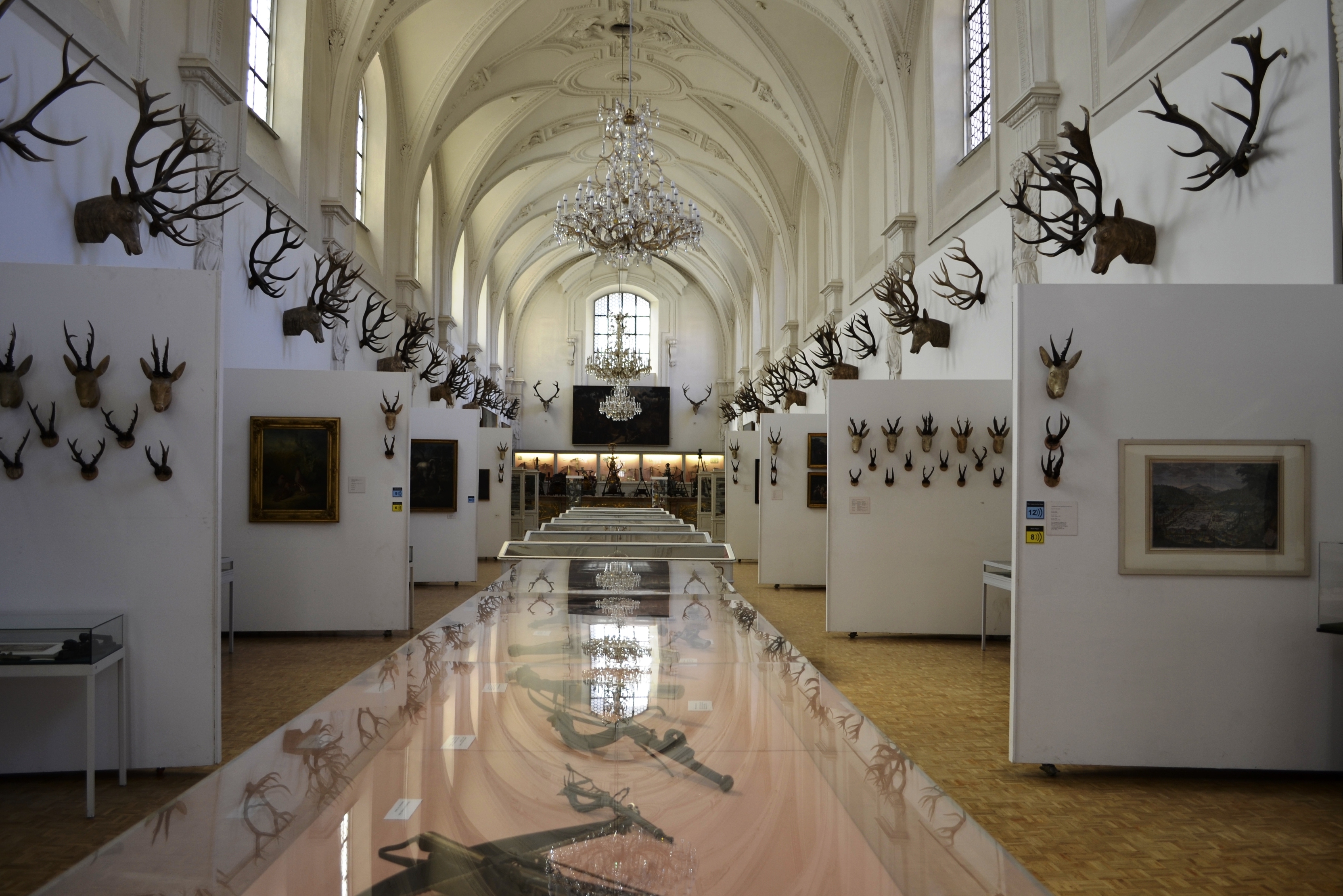 Munchen: German Museum of Hunting and Fishing - München | Secret World Trip Planner