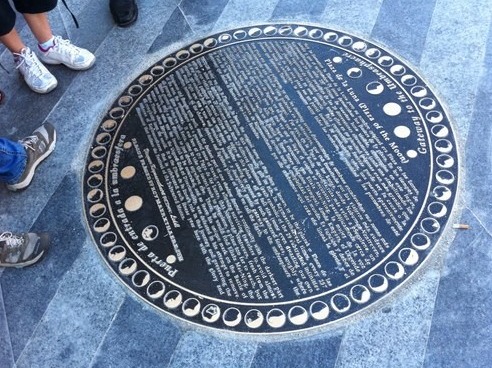 La Plaça de la Luna de Madrid - Madrid | Secret World Trip Planner