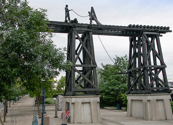 Chinese Railroad Workers Memorial - Toronto | Secret World Trip Planner