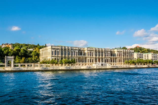 Palazzo di Ciragan - Çırağan Cd. No:32 | Secret World Trip Planner