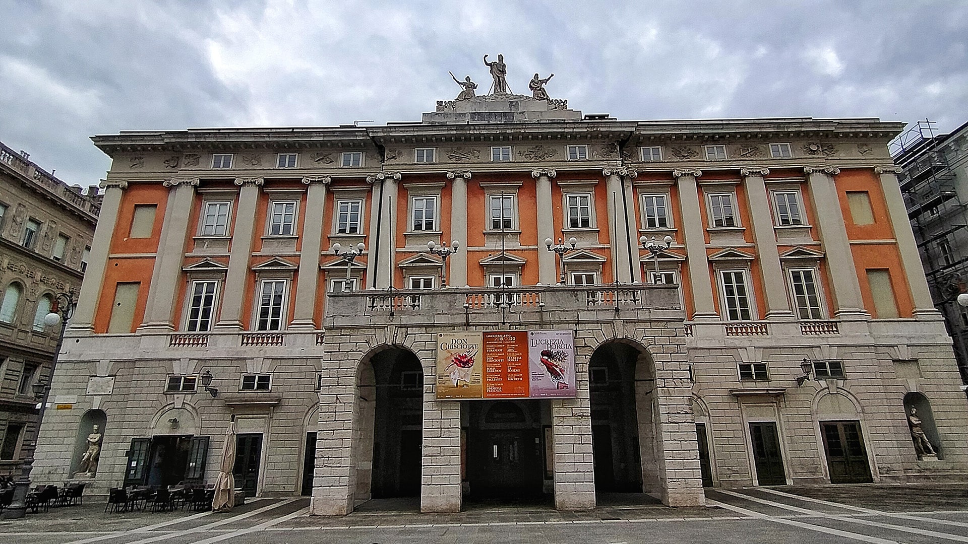 Giuseppe Verdis operahus - Trieste | Secret World Trip Planner