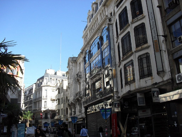 متحف توريس جارسيا - Ciudad Vieja | Secret World Trip Planner