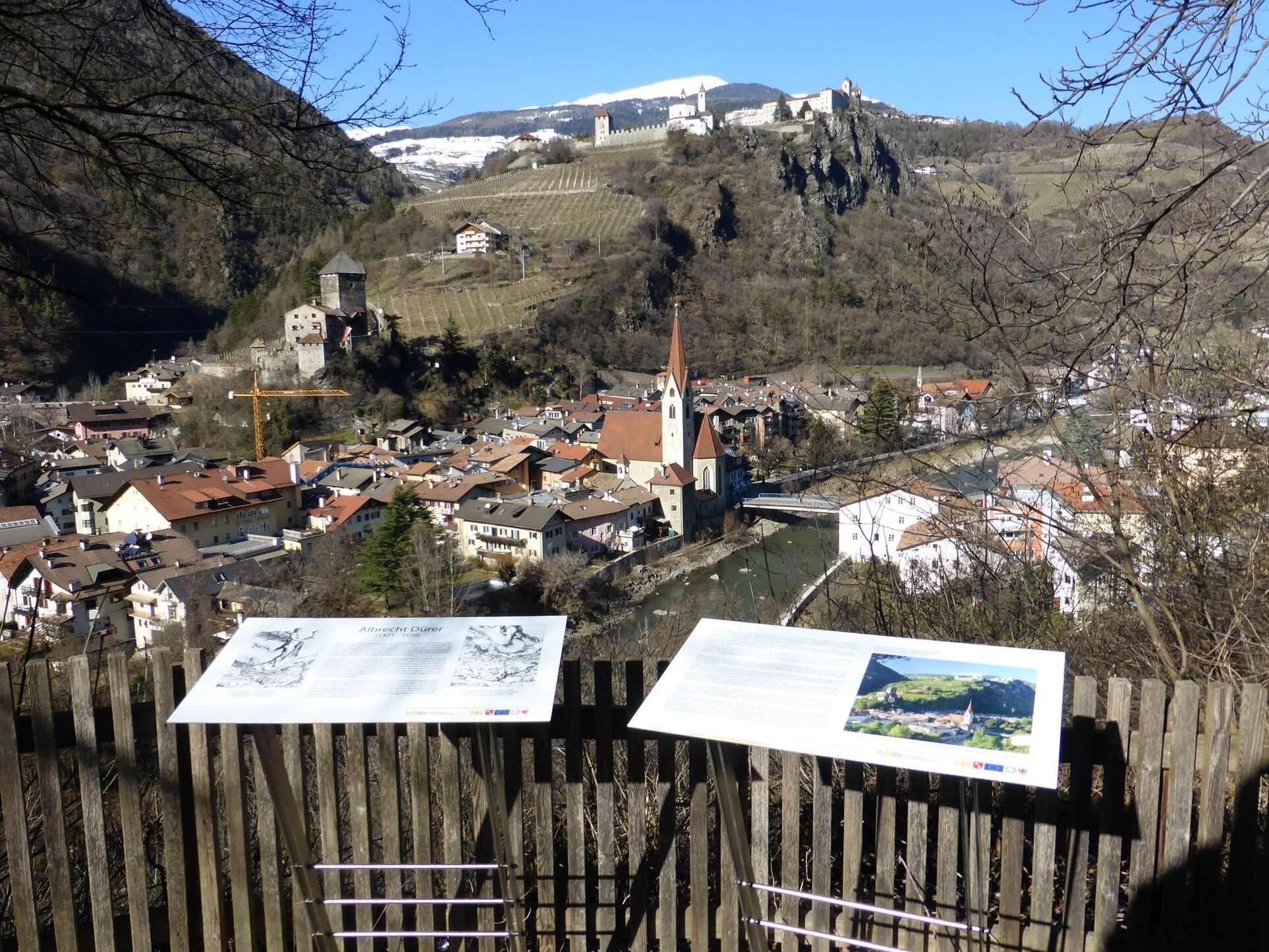 بند کر دیا: میں پتھر کے ڈیورر - Chiusa | Secret World Trip Planner