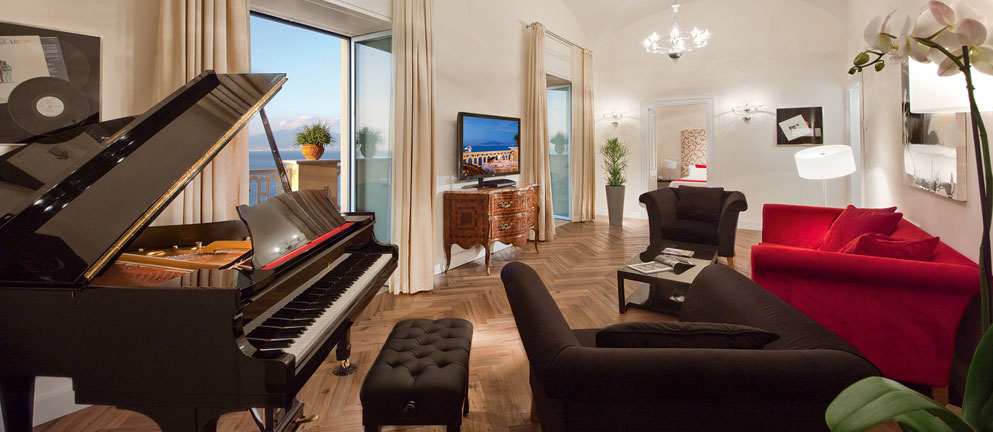 Апартамент Caruso в хотел Excelsior Vittoria - Sorrento | Secret World Trip Planner