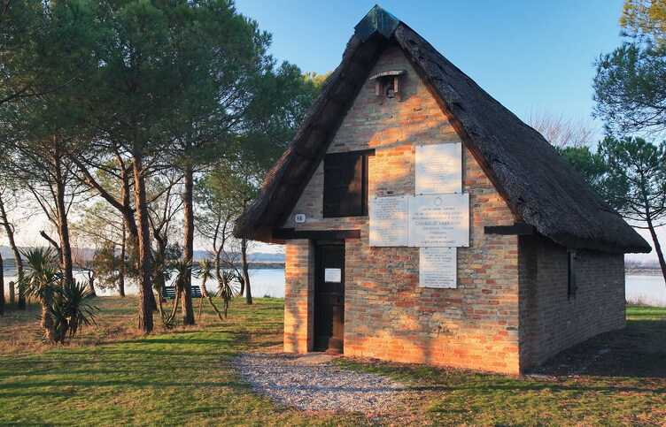 Capanno గారిబాల్డి మ్యూజియం - Area Industriale | Secret World Trip Planner