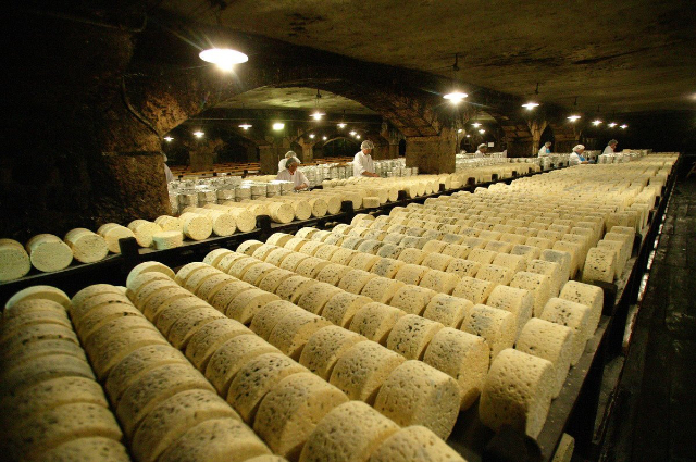 shpellat e djathit Roquefort - Roquefort-sur-Soulzon | Secret World Trip Planner