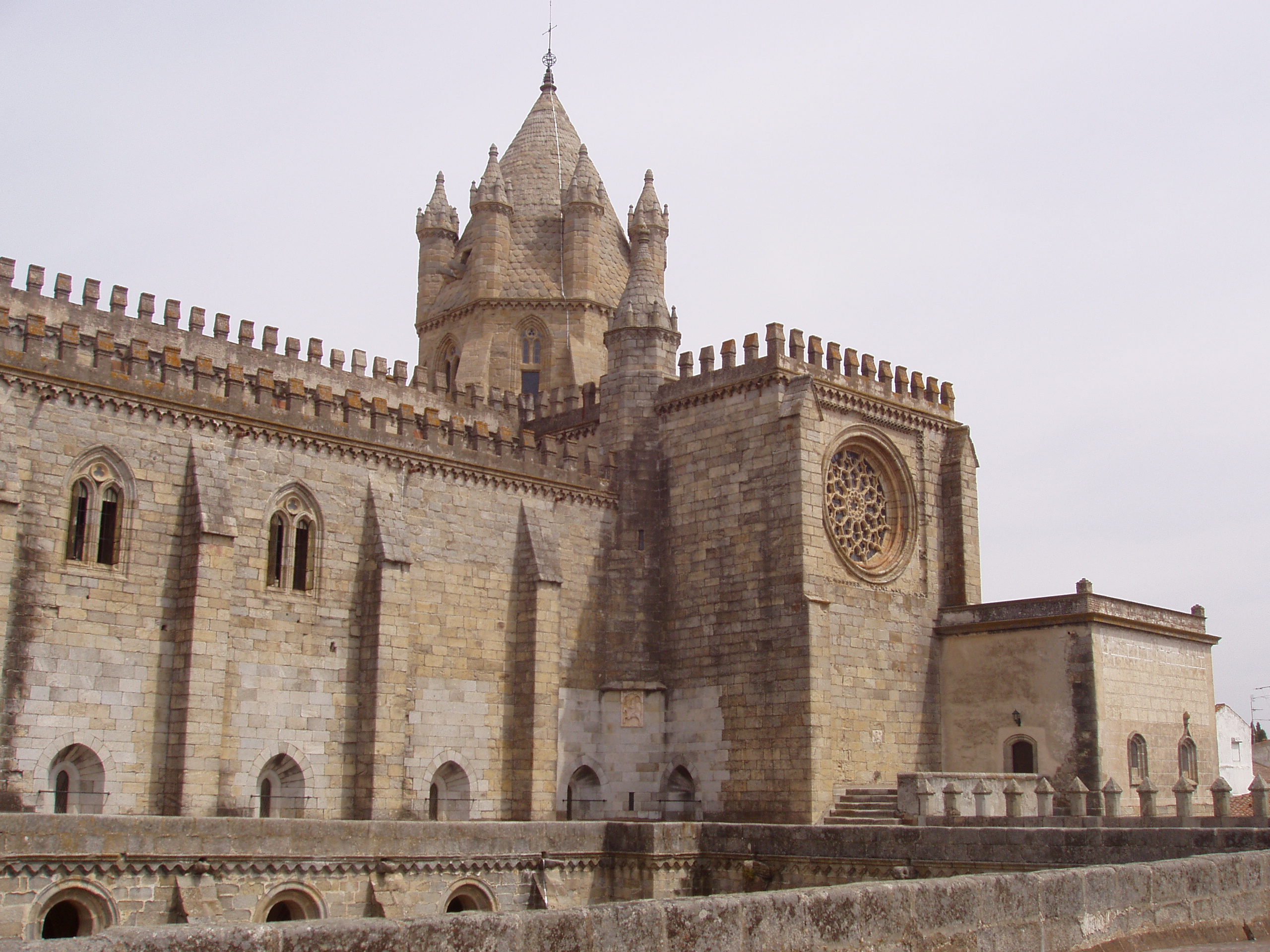 La cathédrale d'Évora