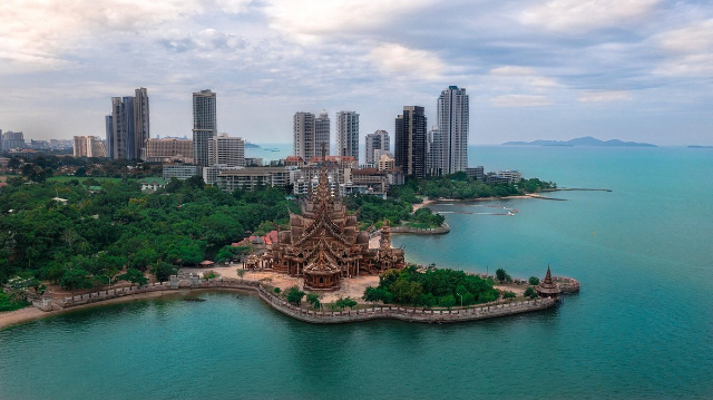 Santuario de la Verdad - Muang Pattaya | Secret World Trip Planner