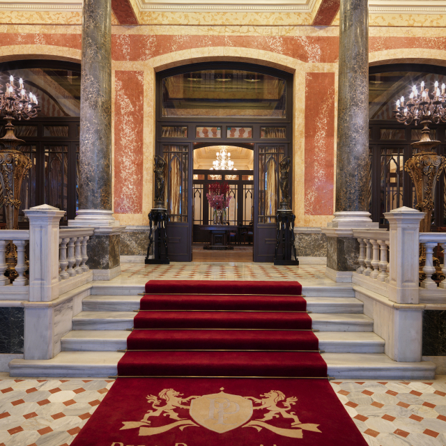 Pera Palace mehmonxonasi - Tepebaşı Cd. No:52 | Secret World Trip Planner