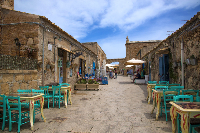 หมู่บ้านริมทะเล Marzameni - Marzamemi | Secret World Trip Planner