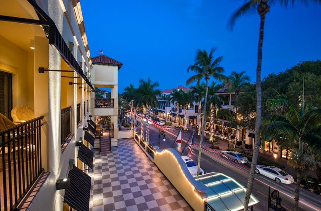 Pátá Avenue South - Naples | Secret World Trip Planner