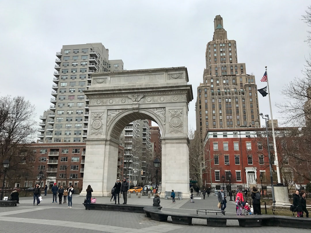 Le Porte dell'Esonerato: Un'Opera d'Arte a New York - New York | Secret World Trip Planner