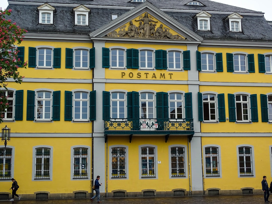 Wanderlog Alternativen für Bonn 2026: Entdecke Secret World - Bonn | Secret World Trip Planner