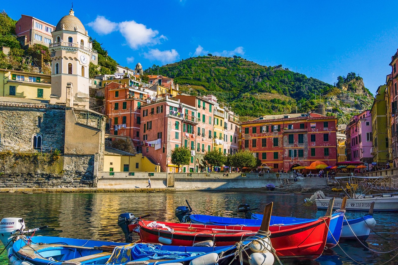 Wanderlog Alternatives for Cinque Terre 2026: Discover Secret World - Cinque Terre | Secret World Trip Planner