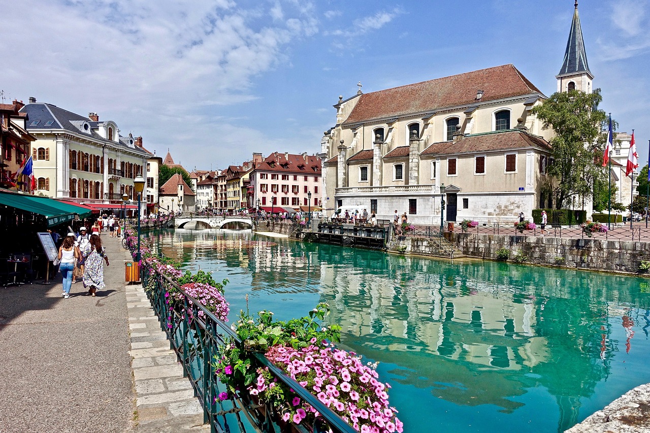 Weekend in Annecy with Secret World: Your Ideal Trip! - Annecy | Secret World Trip Planner