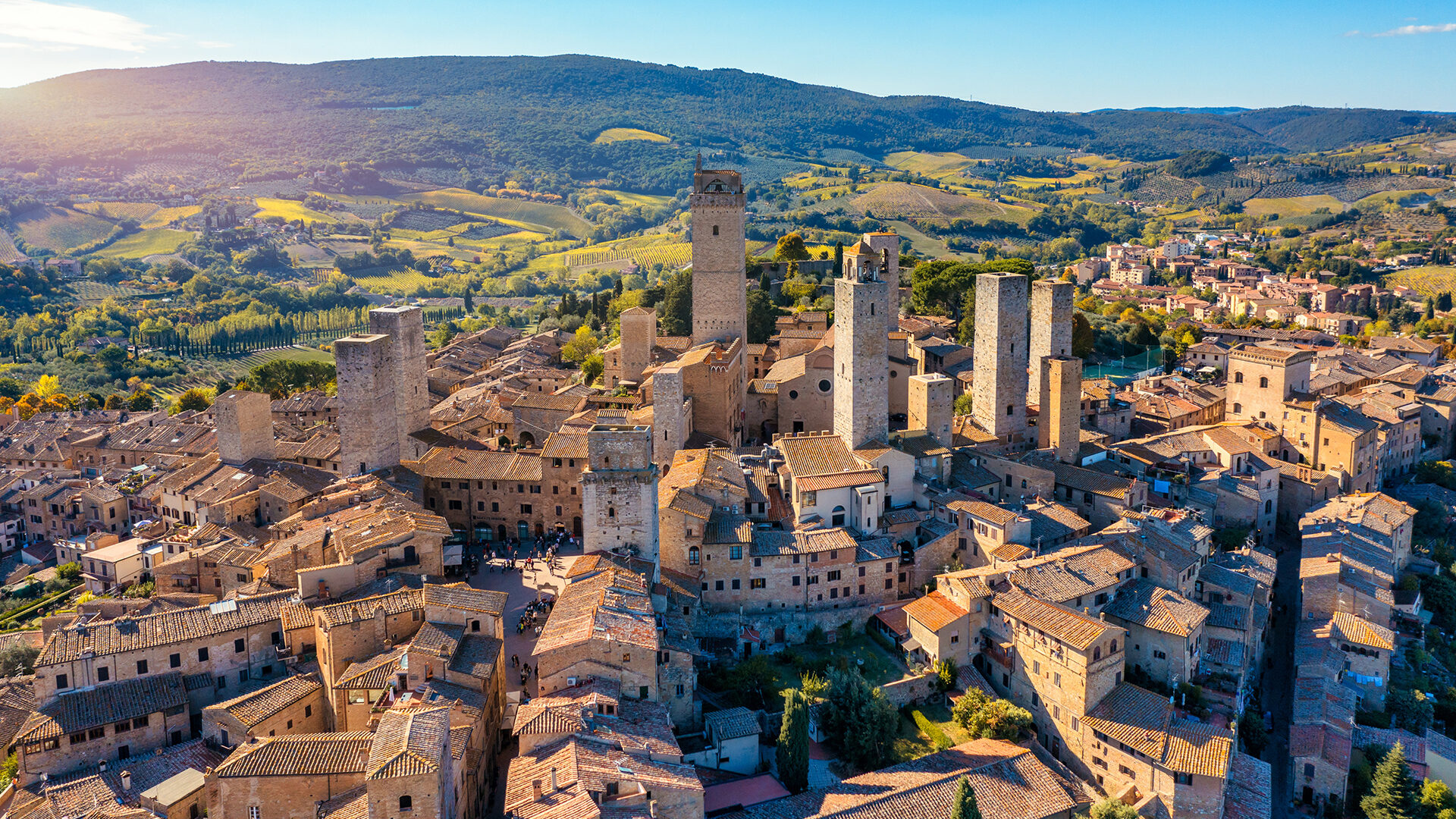 Secret World vs TripIt a San Gimignano: La Scelta Migliore per il Tuo Viaggio - San Gimignano | Secret World Trip Planner