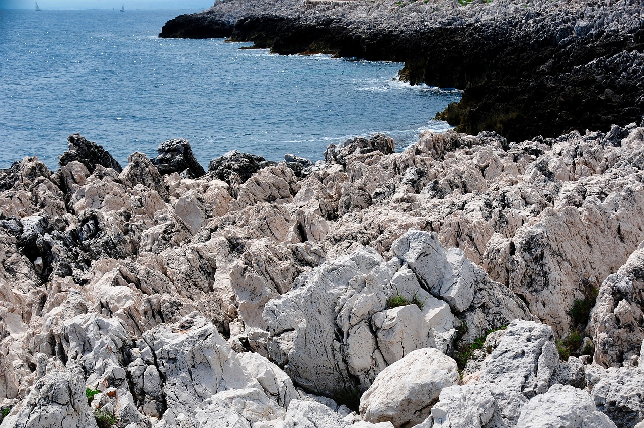 Meilleur planificateur de voyage Toulon 2026 : Guide de visite - Toulon | Secret World Trip Planner