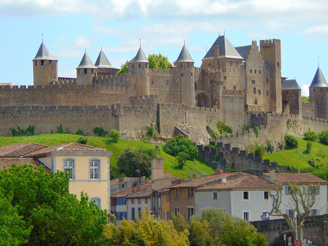 Alternative à Wanderlog pour Carcassonne 2026 : découvrez Secret World - Carcassonne | Secret World Trip Planner