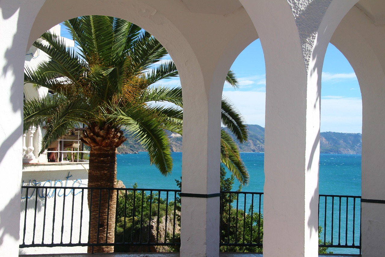 Planificador de Viajes AI Nerja 2026: Organiza tu viaje - Nerja | Secret World Trip Planner
