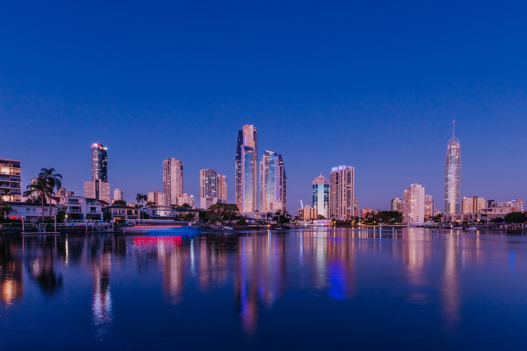 Itinerario perfetto Gold Coast con AI: la tua guida 2026 - Gold Coast | Secret World Trip Planner