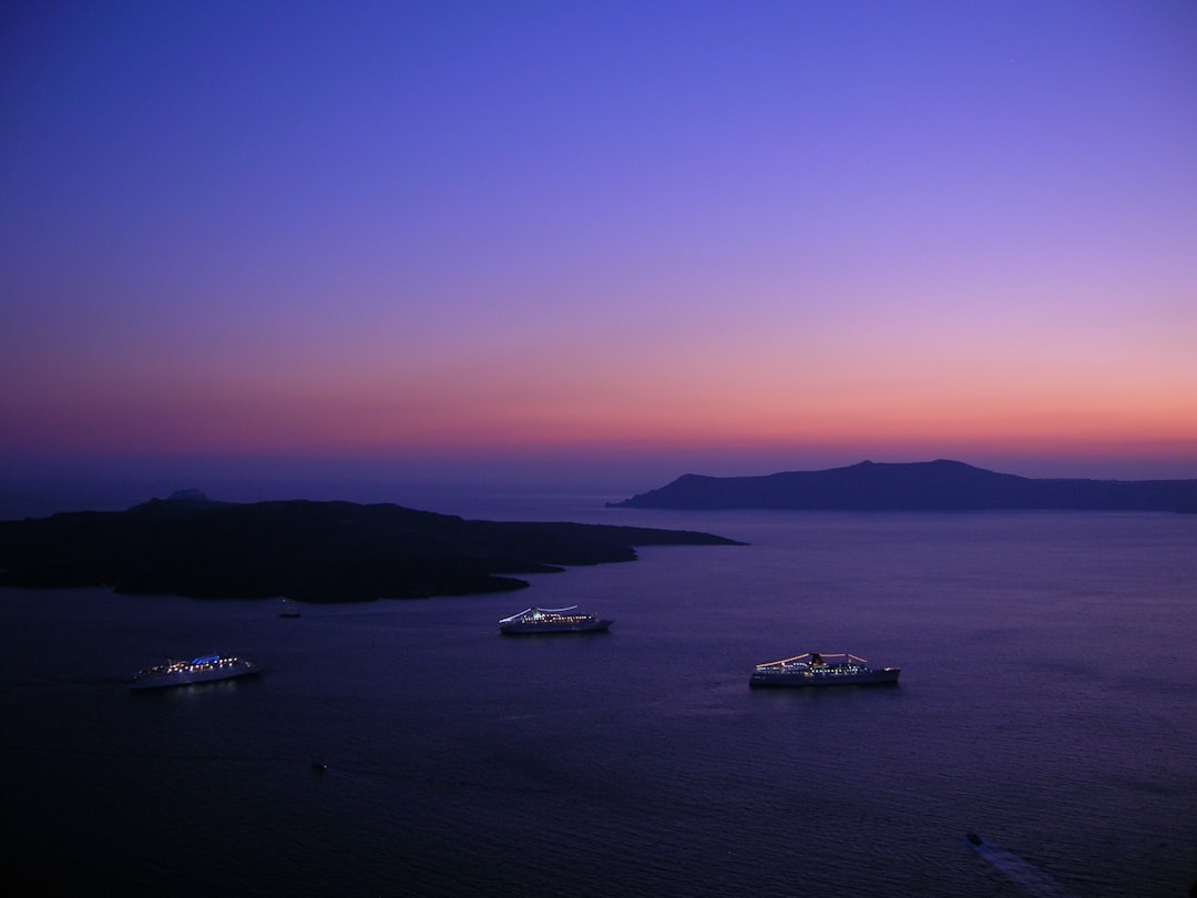 Dreamy Sunsets in Santorini: The Magic of Oía - Nik. Nomikou | Secret World Trip Planner