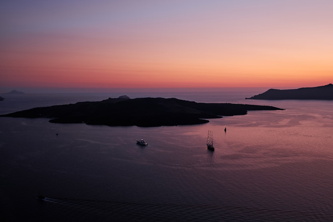 Dreamy Sunsets in Santorini: The Magic of Oía - Nik. Nomikou | Secret World Trip Planner