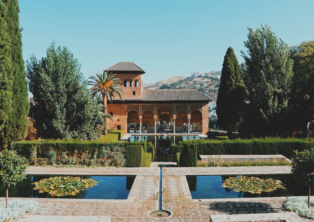 Hotel Alhambra Palace: Un Sueño Arquitectónico en Granada - Centro | Secret World Trip Planner