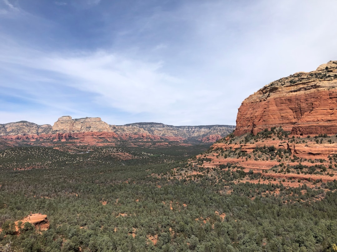 세도나의 악마의 다리: 자연 속 모험 발견하기 - Devil's Bridge Trail | Secret World Trip Planner