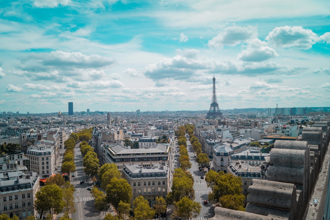 Secret World vs TripIt: La Mejor App para Viajar a París 2026 - Parigi | Secret World Trip Planner