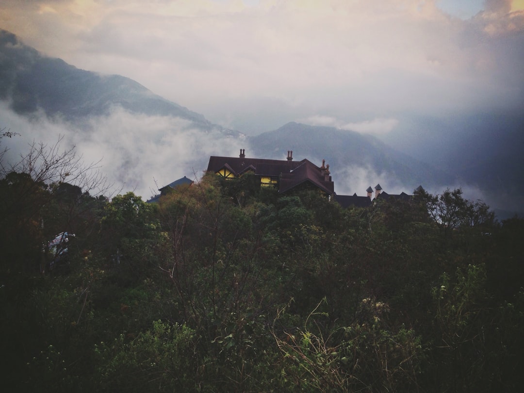 古奇峰の魔法を発見：台湾の隠れた楽園 | Secret World Trip Planner